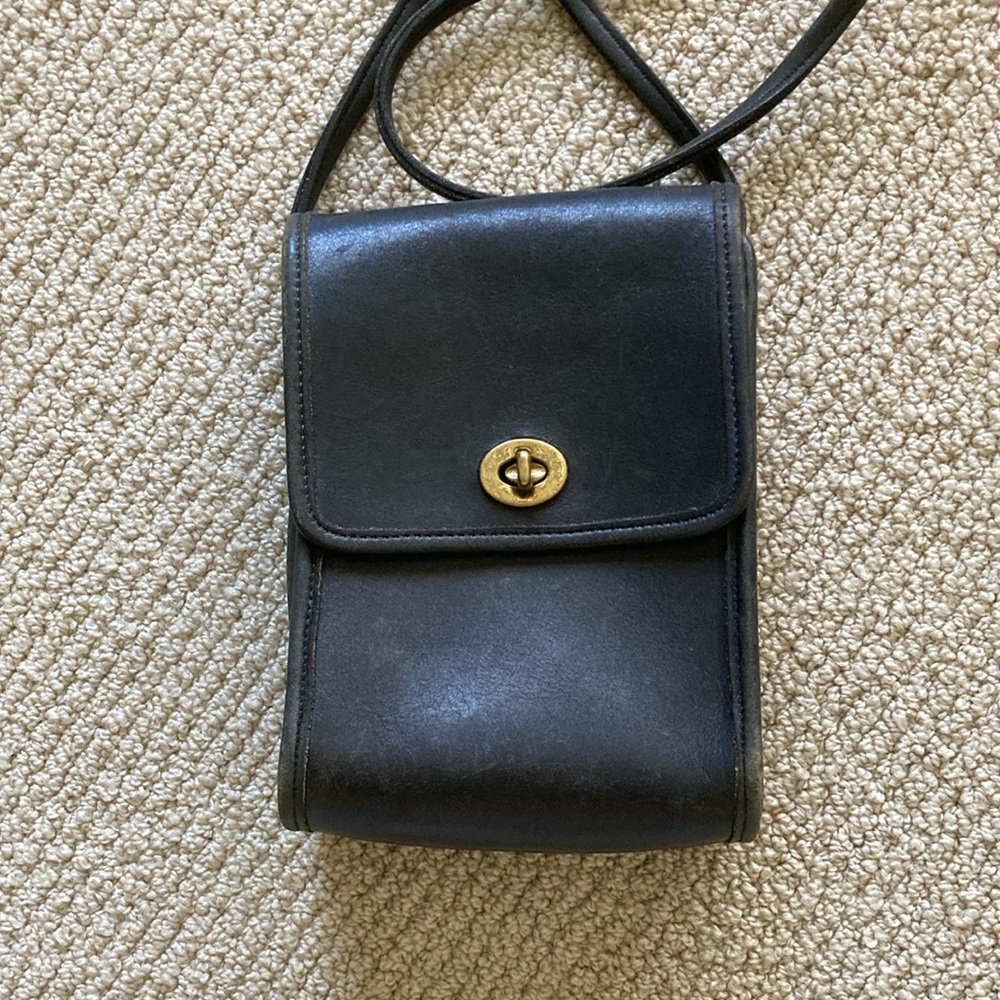 Vintage Coach Turnlock Crossbody Bag 90s Black #356 0149-356 Front Flap Handbag